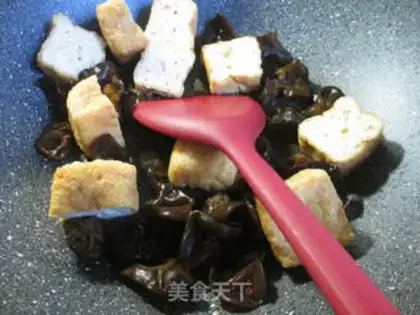 Make Blackwood, oil, tofu step 2