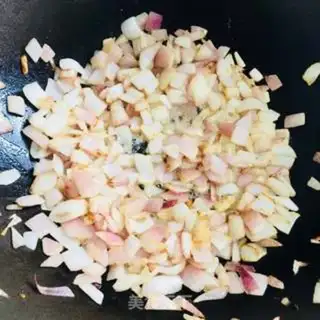 Make Pepper salt onion shrimp step 4