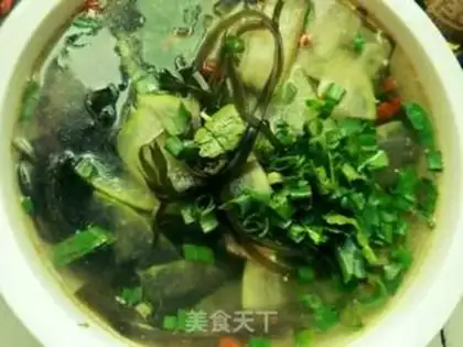 Make Poonmelon seaweed soup step 6