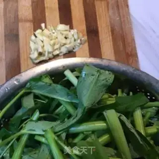 Make Garlic pastries step 0