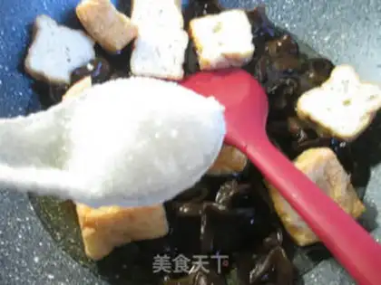 Make Blackwood, oil, tofu step 6