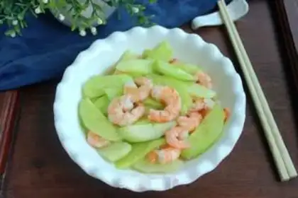 Make cucumber shrimp step 6