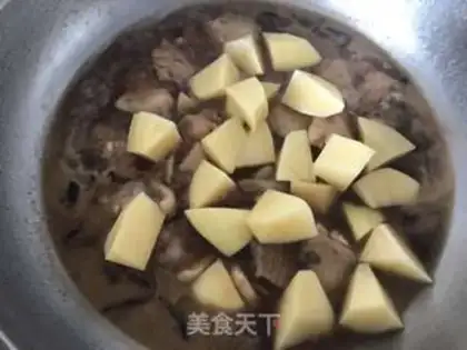 Make Chicken wings and potatoes step 6