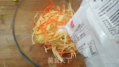 Make Hot noodles box step 1