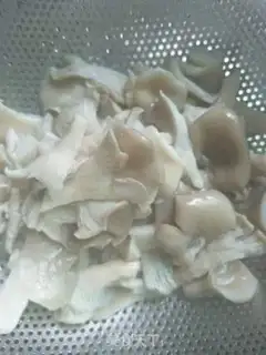 Make Red burning mushrooms step 1