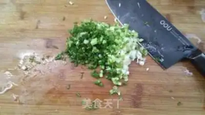 Make Hot noodles box step 6