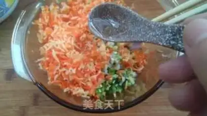 Make Hot noodles box step 8