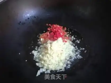 Make Pans with garlic cheese step 4
