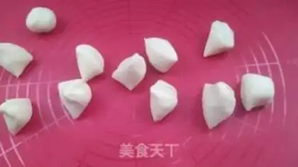 Make Hot noodles box step 15