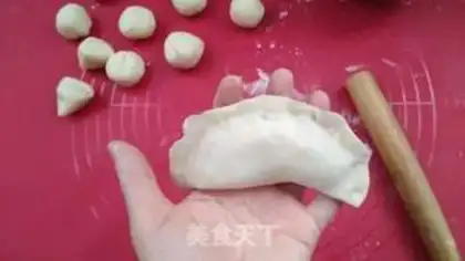 Make Hot noodles box step 18