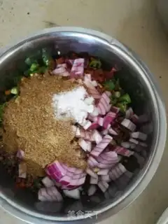 Make Spicy pigtails step 3