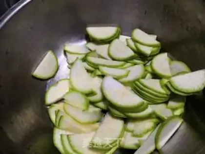 Make Clear the guacamole step 1