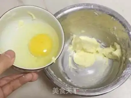 Make Coconut ball step 2
