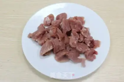 Make The baby eats a mountain sausage step 2