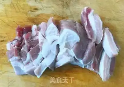 Make Sausage noodles step 0