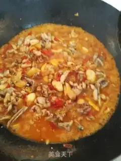 Make "Red oil with peppers and frogs." step 7
