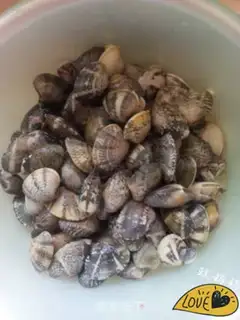 Make Spicy clams step 0