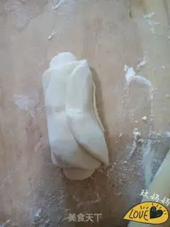 Make Rose buns step 7