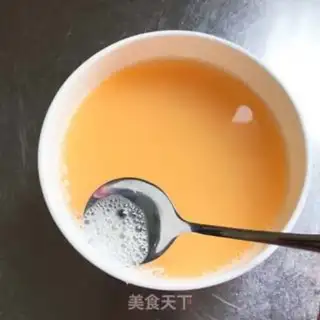Make Autumn eggs step 3