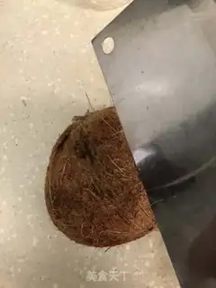 Make Coconut juice step 1