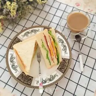 Make Egg ham sandwich step 7
