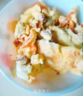 Make Creamed eggs step 1
