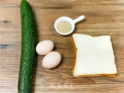 Make Mini eel sandwich step 1