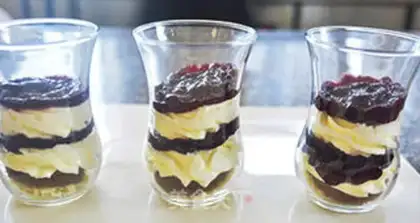 Make Lady Blueberry Cup step 7