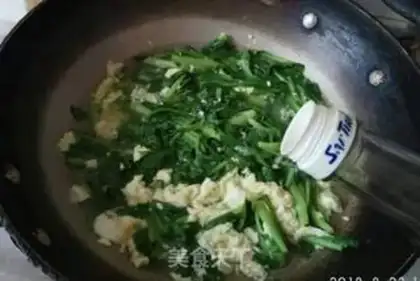 Make Chicken omelet soup step 6