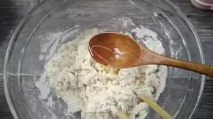 Make Onion soda cookies step 1