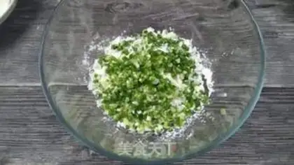 Make Onion soda cookies step 3