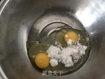 Make Invisible apple cake step 1
