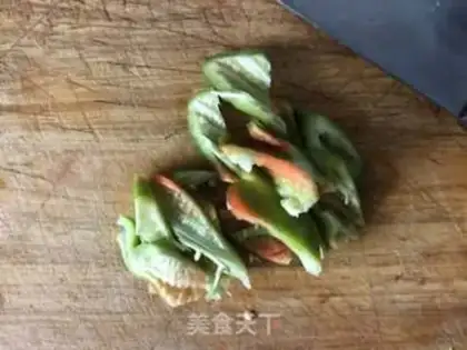 Make Bacon fried mushrooms step 1