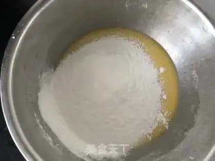 Make Invisible apple cake step 4