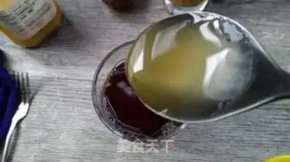 Make Homemade fresh fruit tea step 6