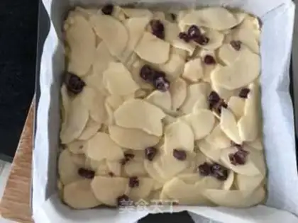 Make Invisible apple cake step 9