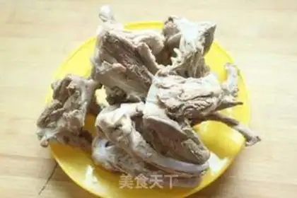 Make Red duck collarbone step 1