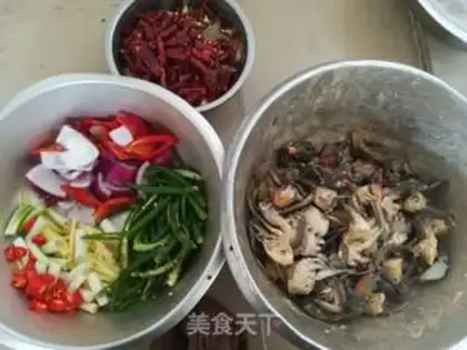 Make Spicy crab step 1