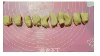 Make Meat muffins step 1