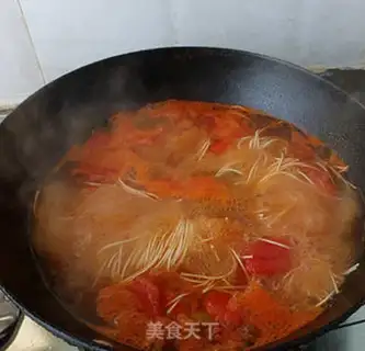 Make Tomato noodle soup step 5