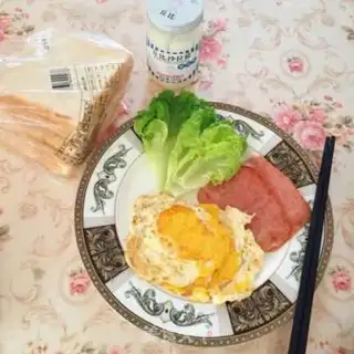 Make Egg ham sandwich step 0