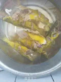 Make Garlic yellowfish step 0