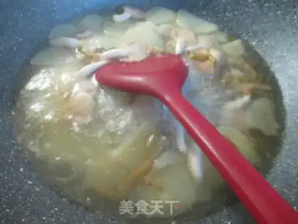 Make Squeeze the roses and make the potatoes step 4