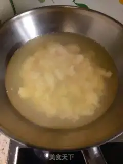 Make ♪ Scrambled eggs soup ♪ step 1