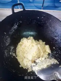 Make Gold egg fried rice step 2