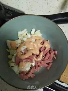 Make Egg sandwich step 2