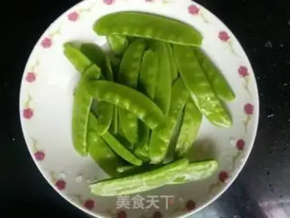Make Dutch bean carrots dry step 1