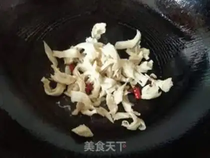 Make The cilantro noodles step 4