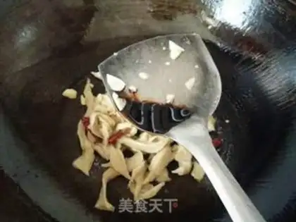 Make The cilantro noodles step 5