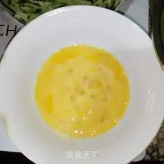 Make Scrambleded eggs step 4